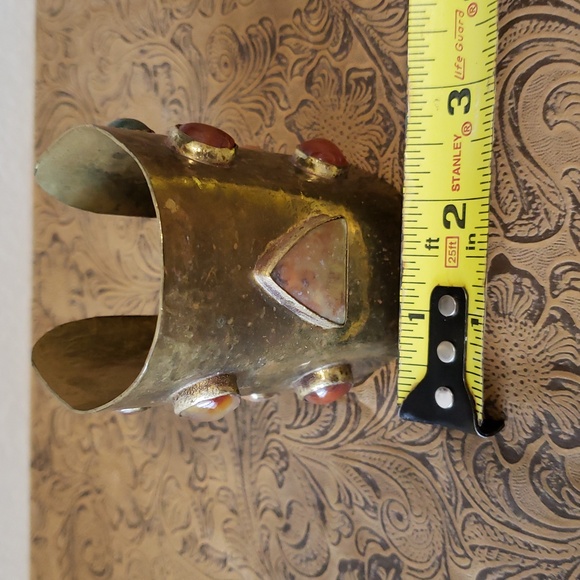 Vintage Hammered Agate Bezel Artisan Tribal Boho Cuff Bracelet - Picture 5 of 6